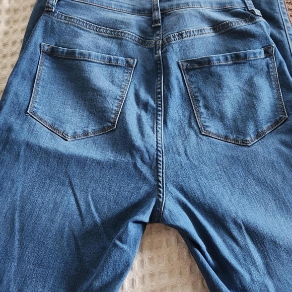 New Fashion Nova High waisted skinny jeans size 7 Casual Denim glam - Picture 6 of 7